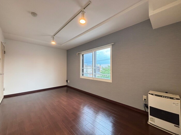 カレラ月寒中央の物件内観写真