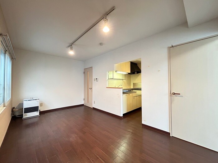 カレラ月寒中央の物件内観写真