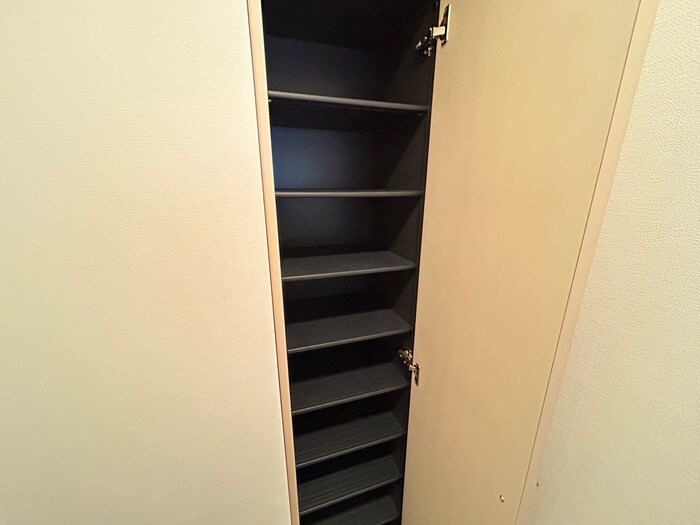 カレラ月寒中央の物件内観写真