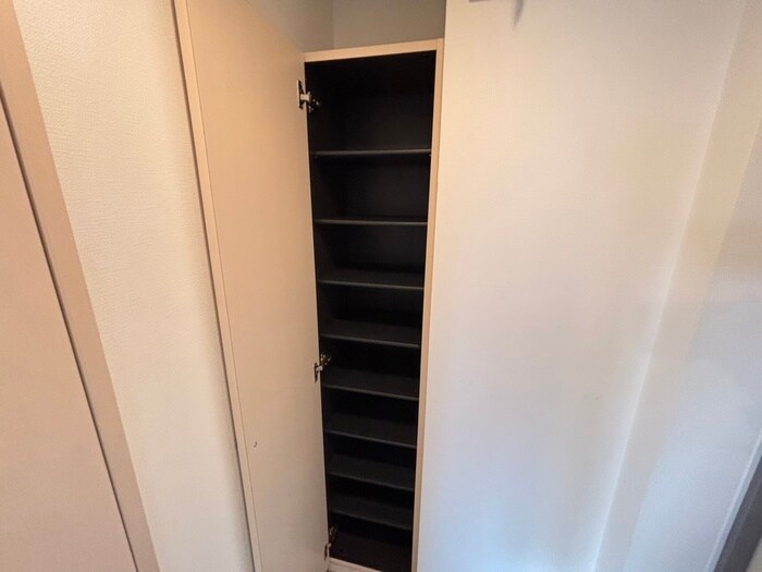 カレラ月寒中央の物件内観写真