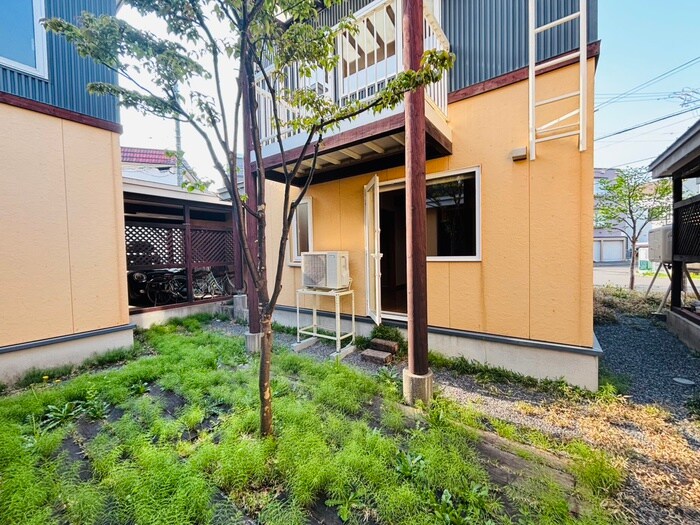 KヴィレッジJ棟の物件外観写真