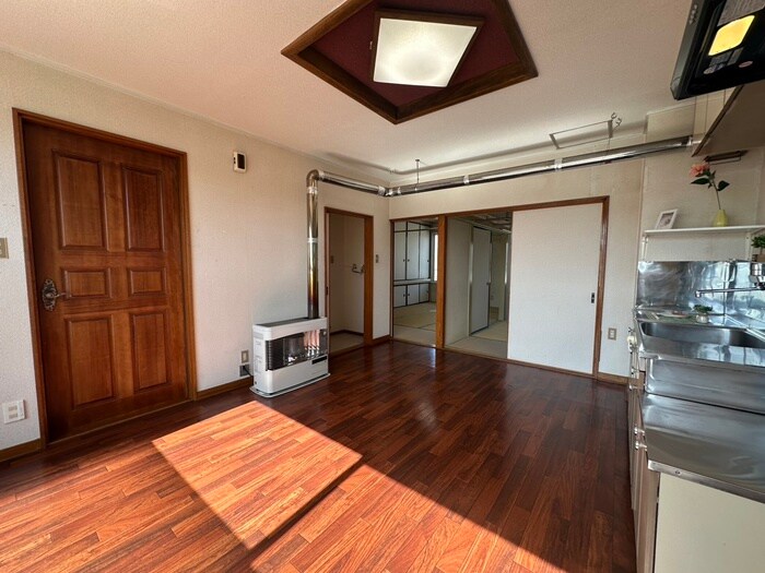 メゾン八軒の物件内観写真