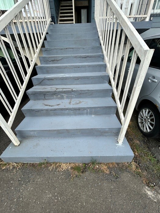 メゾン八軒の物件外観写真