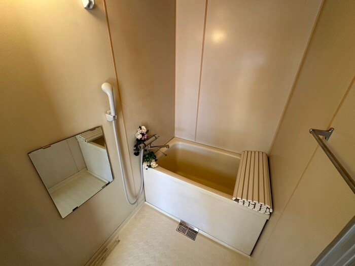 メゾン八軒の物件内観写真