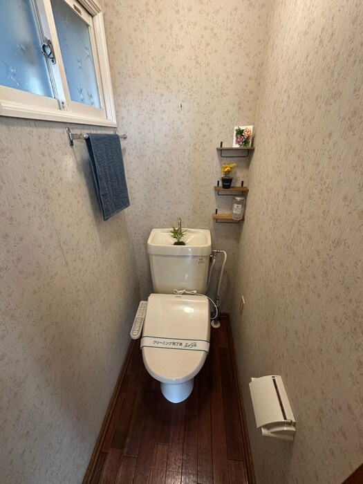 メゾン八軒の物件内観写真