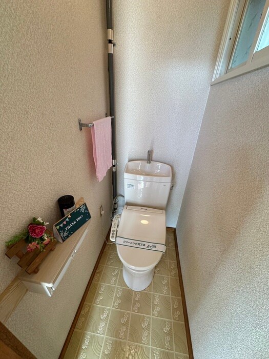 メゾン八軒の物件内観写真