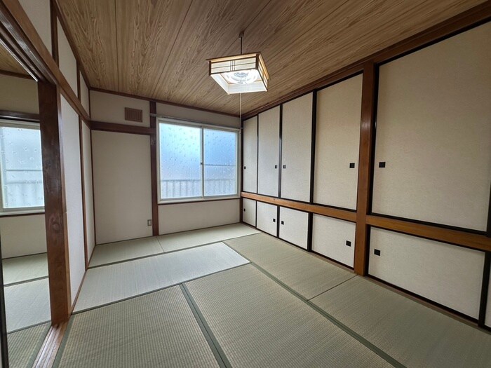 メゾン八軒の物件内観写真