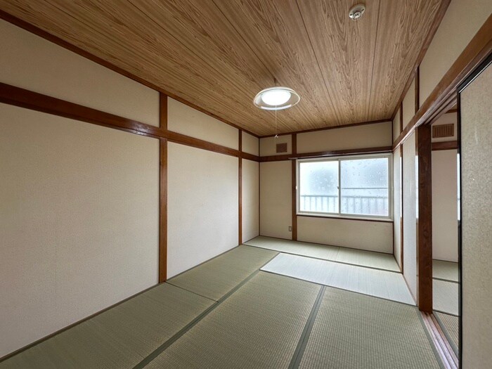 メゾン八軒の物件内観写真