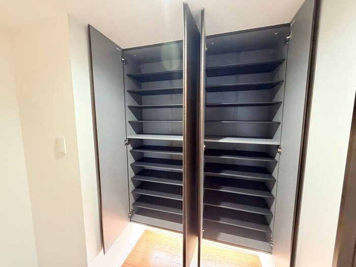 ＬＩＢＥＲＴＹ福住の物件内観写真