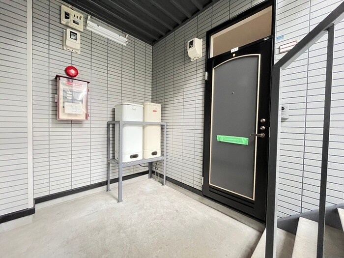 ハイフィールドの物件外観写真