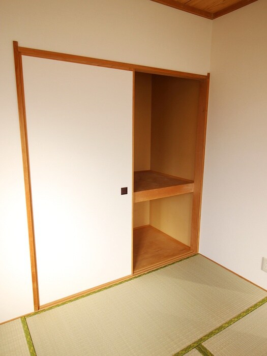 ハイフィールドの物件内観写真