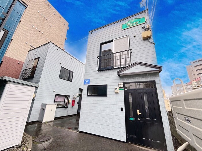 ヴィオーネ137の物件外観写真