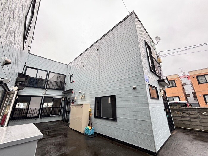 ヴィオーネ137の物件外観写真