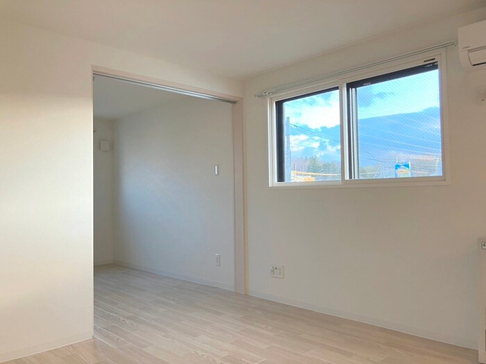 ルリ美園の物件内観写真