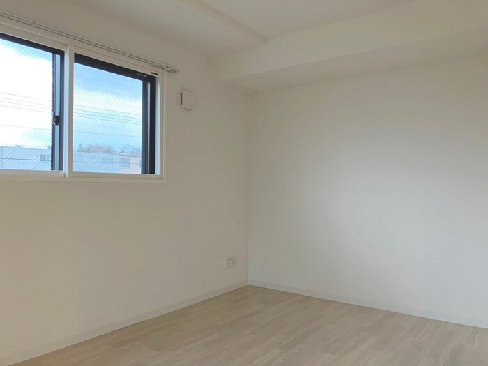 ルリ美園の物件内観写真