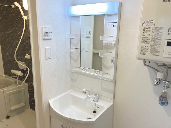 ルリ美園の物件内観写真