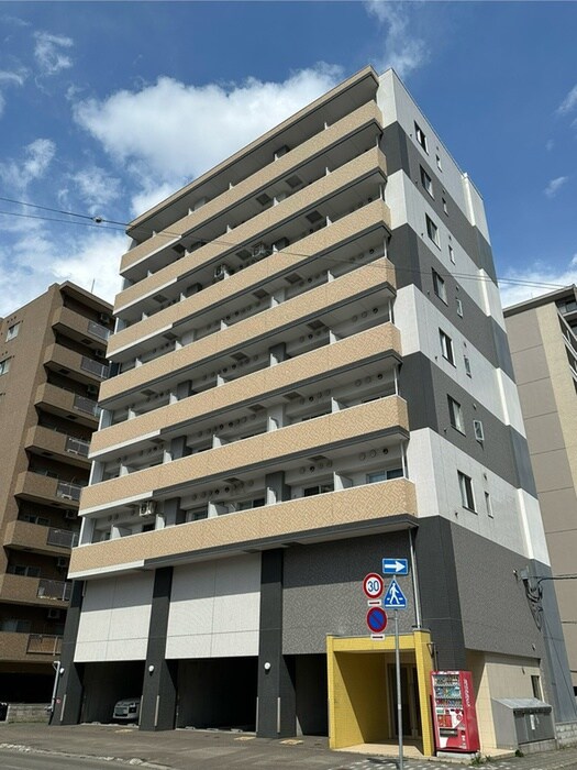 ＰＲＩＭＥ知事公館の物件外観写真