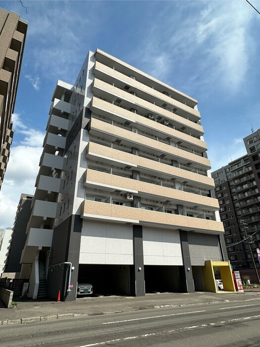 ＰＲＩＭＥ知事公館の物件外観写真