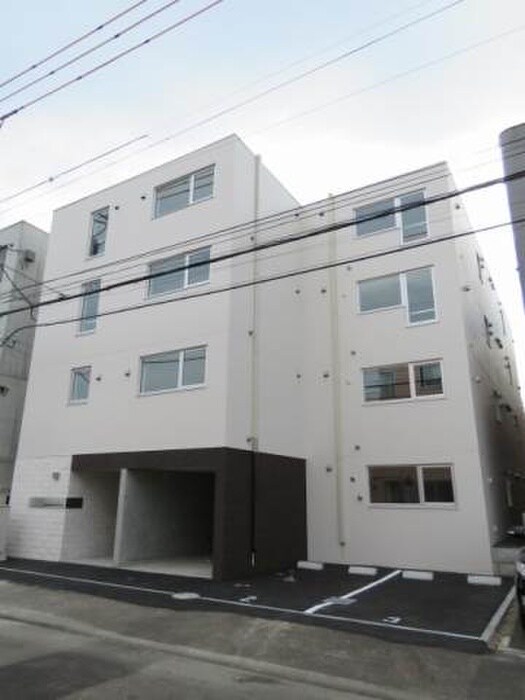 ブルーイング豊平の物件外観写真