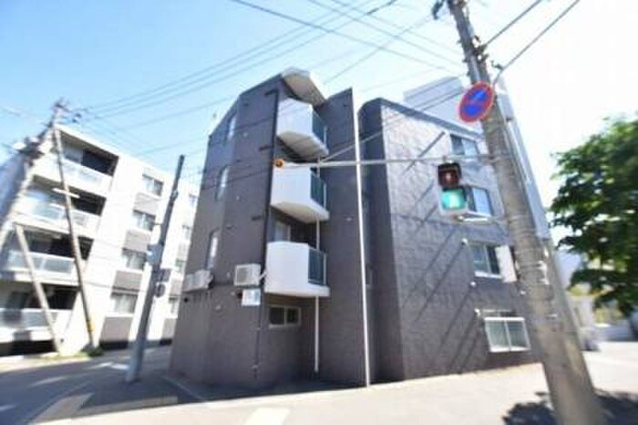 ミリオネールⅡの物件外観写真