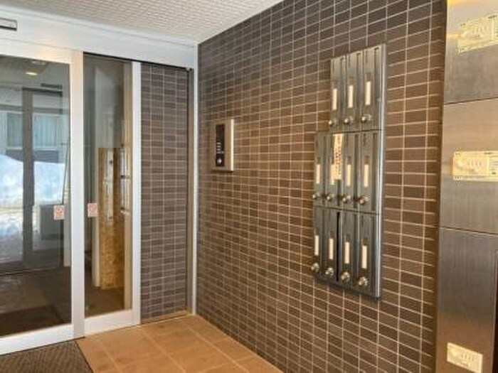 ミリオネールⅡの物件外観写真