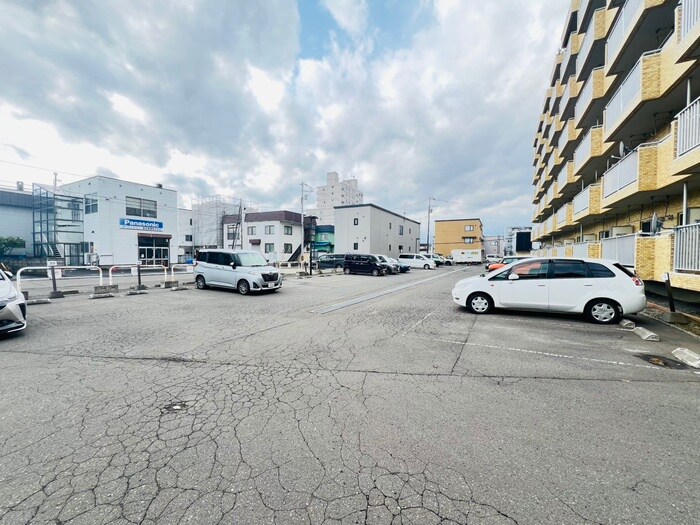 千松ハイツの物件外観写真