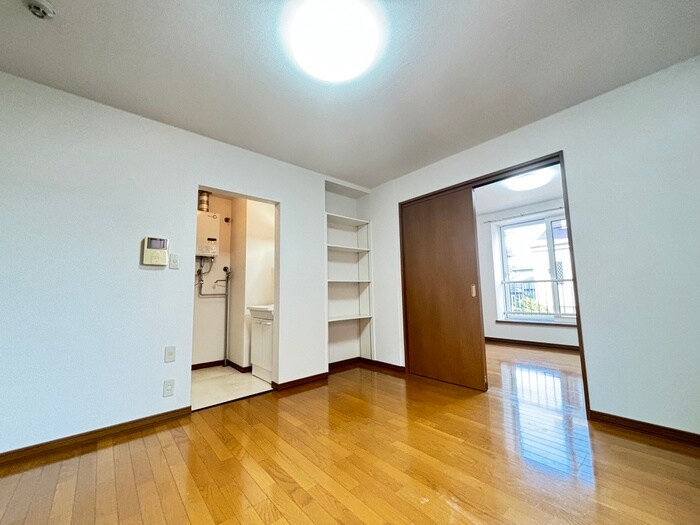 ＳＨＯＷ　ＣＯＵＲＴ栄通の物件内観写真