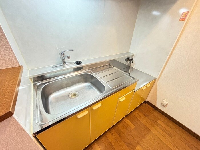 ＳＨＯＷ　ＣＯＵＲＴ栄通の物件内観写真