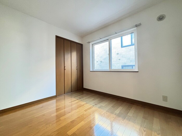 ＳＨＯＷ　ＣＯＵＲＴ栄通の物件内観写真