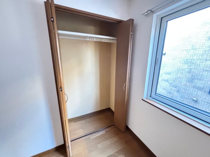 ＳＨＯＷ　ＣＯＵＲＴ栄通の物件内観写真