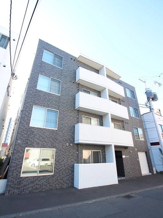 モルティーニ平岸の物件外観写真