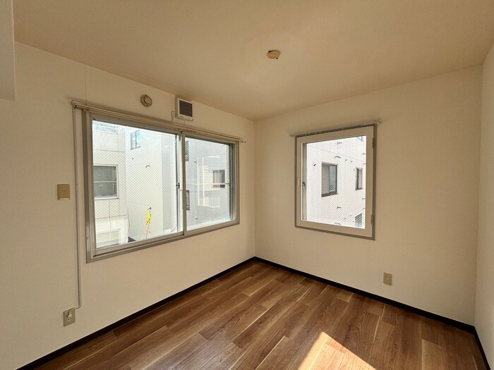 エステ－ト美和南４条の物件内観写真