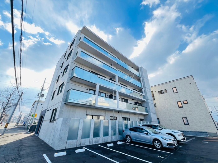 Dominion N27の物件外観写真