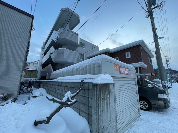 クレストテージ伏見の物件外観写真