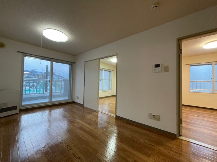 クレストテージ伏見の物件内観写真