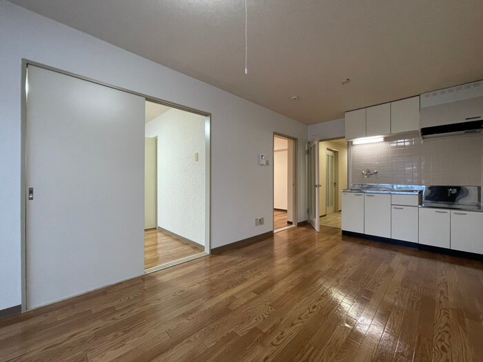 クレストテージ伏見の物件内観写真