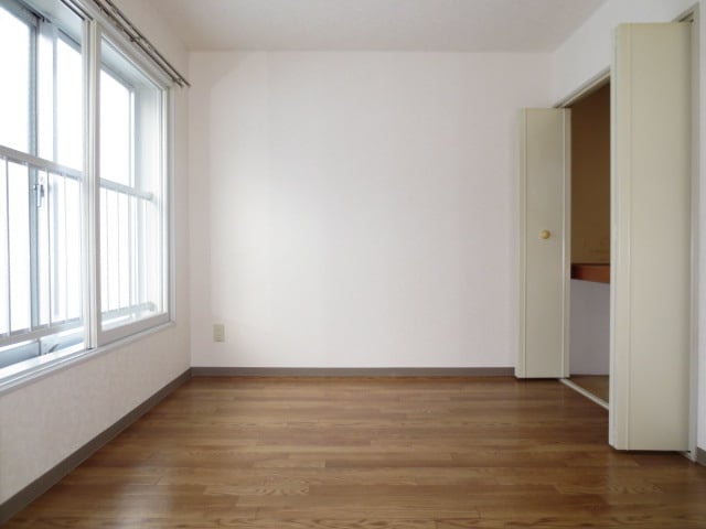 クレストテージ伏見の物件内観写真