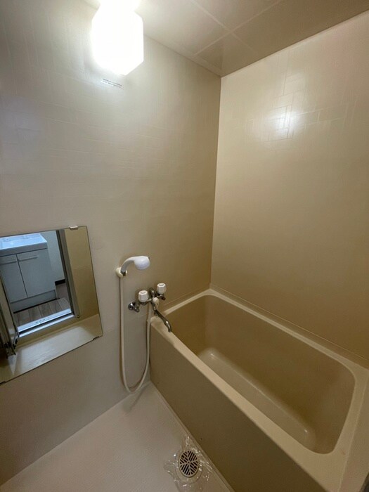 クレストテージ伏見の物件内観写真