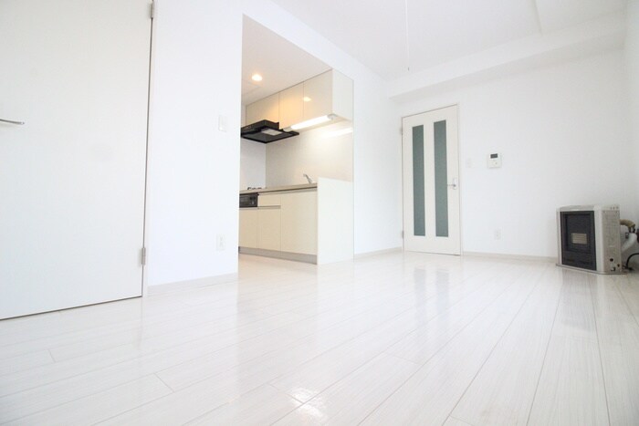 ルーヴェ本郷通９の物件内観写真