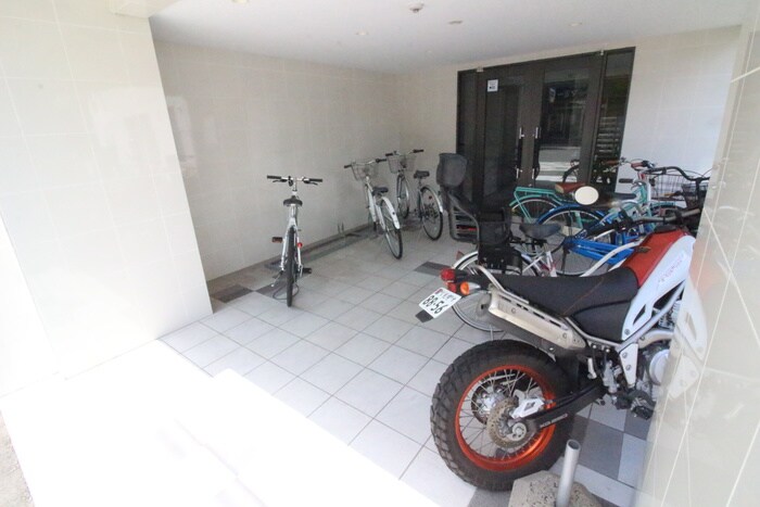 ルーヴェ本郷通９の物件外観写真