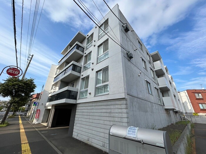 Bonheur　GAKUENMAEの物件外観写真