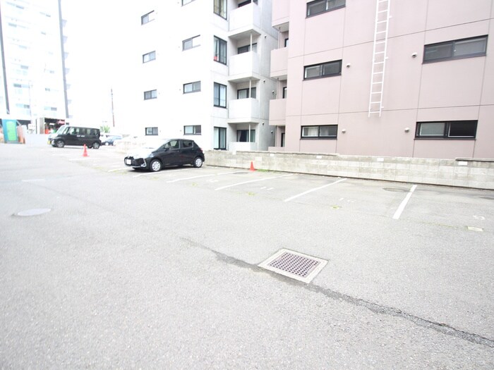 メ－プルリバ－ビュ－の物件外観写真