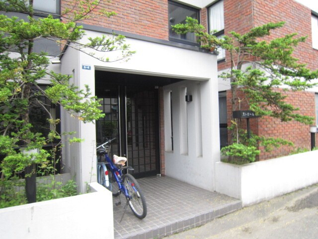 ストロール札幌の物件外観写真