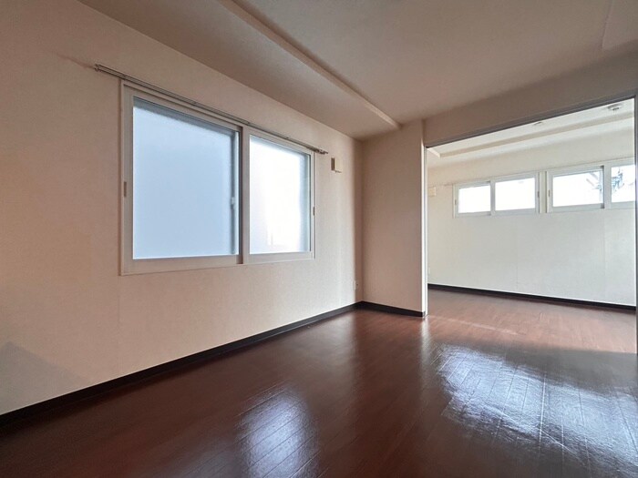 ベレ－ル中の島の物件内観写真