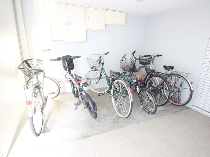 ベレ－ル中の島の物件外観写真