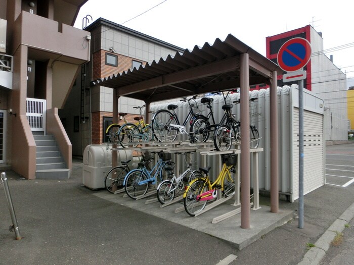 リーブル２５の物件外観写真