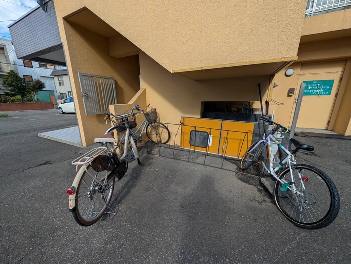 コ－ト・グランディオスの物件外観写真