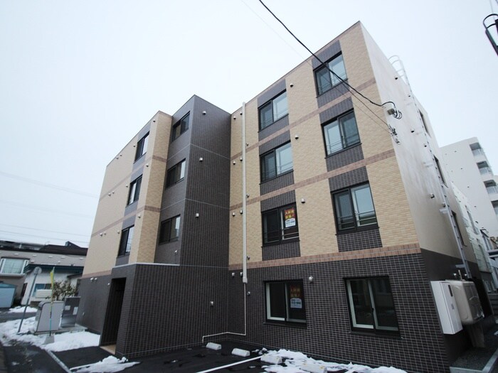 プレシェルト澄川の物件外観写真