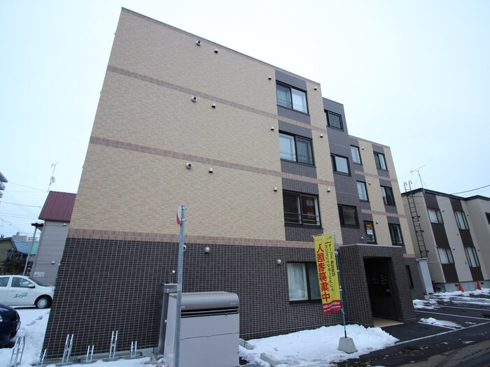 プレシェルト澄川の物件外観写真