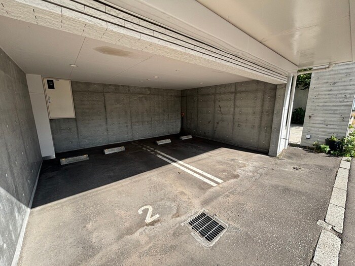 ファランドール宮の森の物件外観写真